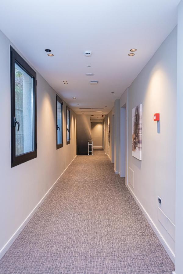 Esbjerg Hotel Vlorë Екстериор снимка